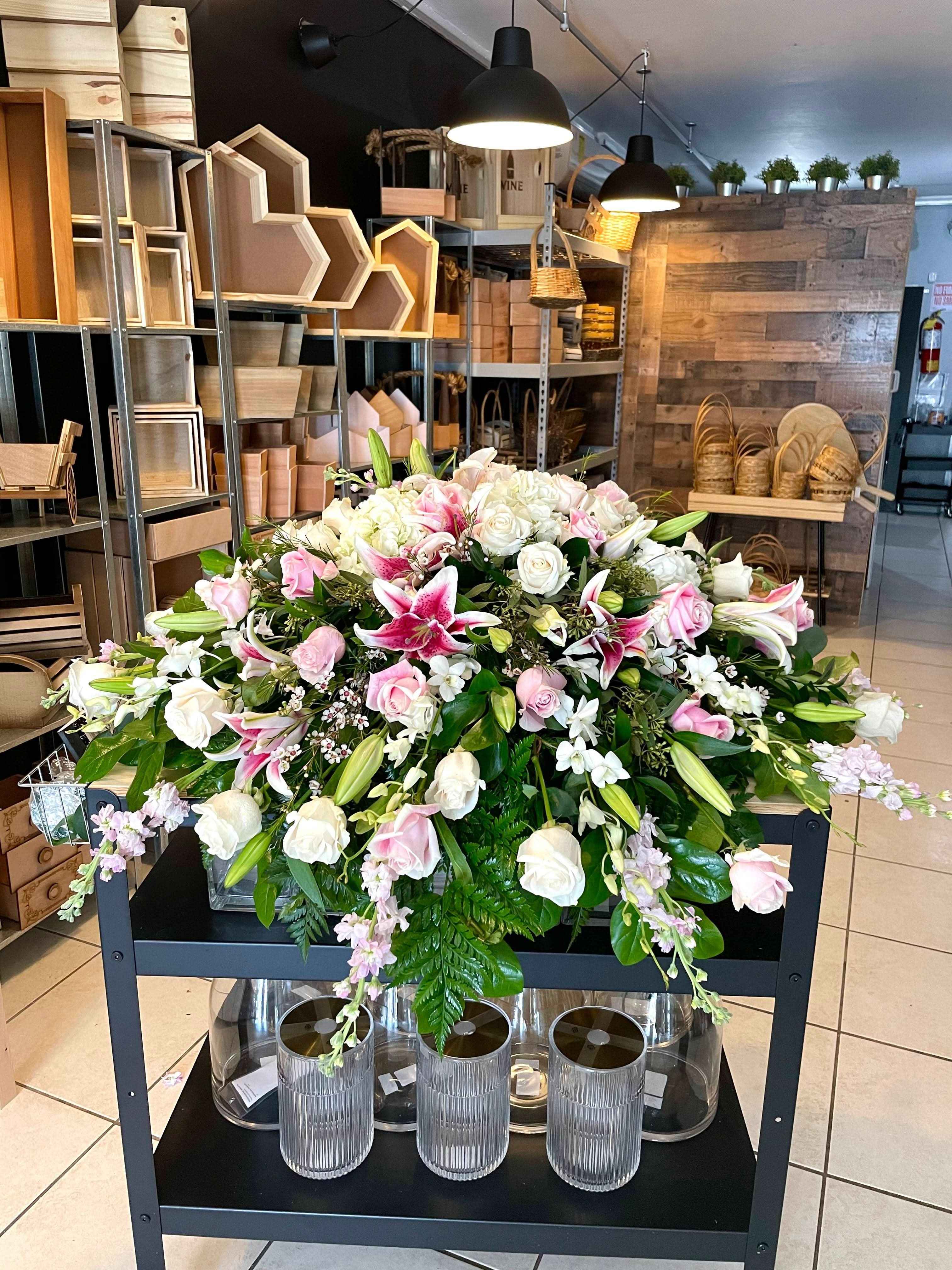 Casket Rose Lily - FLOVERS